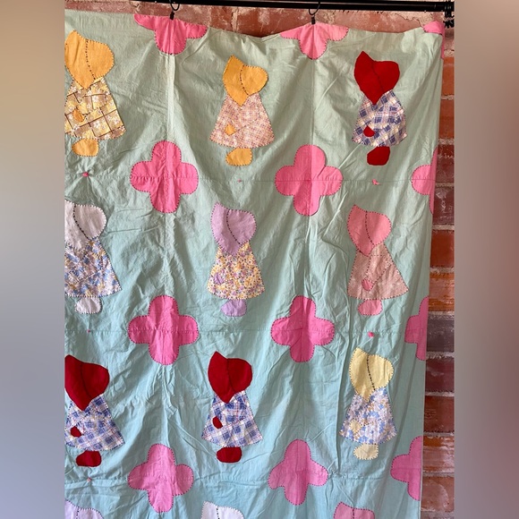 Vintage Primitive Sun Bonnet Sue Appliqué Quilt 65” x 84” - Picture 3 of 15